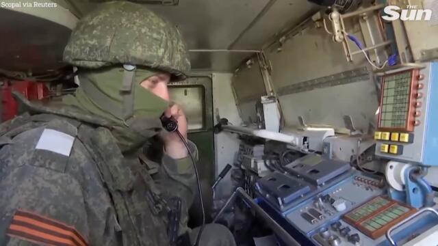 Russia's anti-aircraft missile teams assemble on Ukraine border