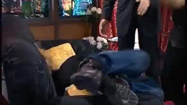 Дони и Нети в Шоуто на Азис