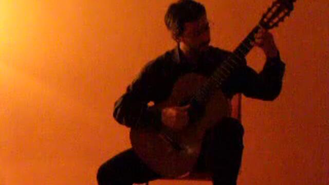 RASGUIDO DOBLE (César Hugo Latti) Intérprete: Luis ZANAZZO