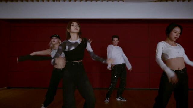 TWICE MOMO, CHAEYOUNG, TZUYU X Kiel Tutin “bloodline (Ariana Grande)” Dance Video