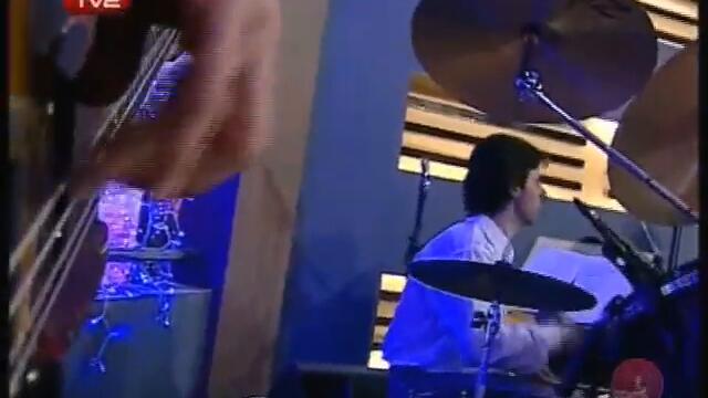 Лилана Пее В Шоуто На Азис 07.02.2008