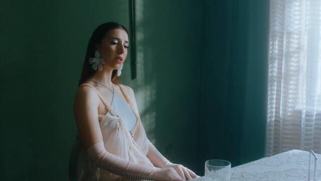 NELA - Sto godina [Official Music Video]