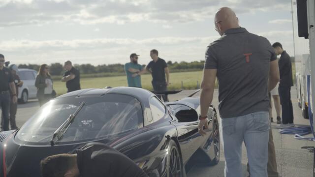 SSC Tuatara Hits 295 mph in 2.3 Miles