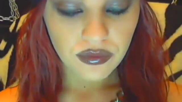 Miss Damariss smoking Fetish