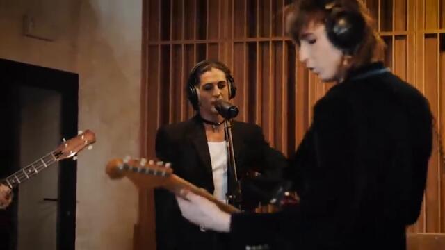 Måneskin  “I Wanna Be Your Slave” & “Zitti E Buoni”  _