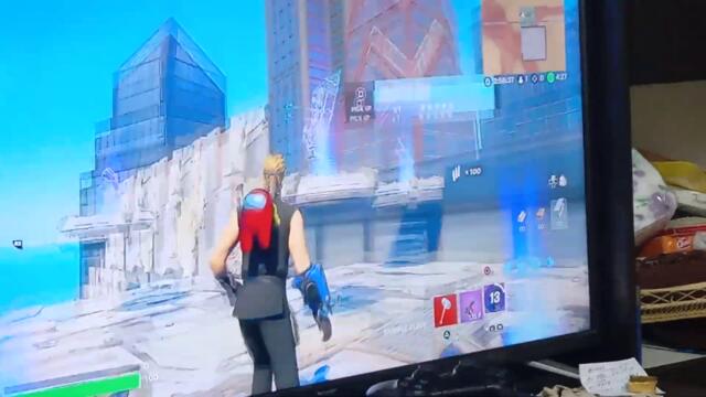 трейлър на ????