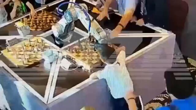 A chess robot broke a 7-year-old boy's finger.