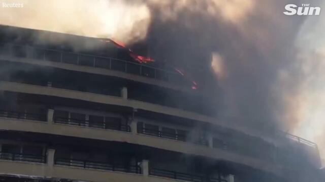 HUGE wildfire spreads to hotel as helicopters tackle blazes in Turkey
