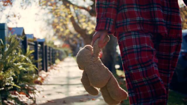 Phoebe Go - The Kid (Official Video)