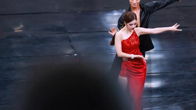 220801 NMIXX SULLYOON - 'Dance Sport' 4K Fancam 엔믹스 설윤 댄스스포츠 직캠 @아육대