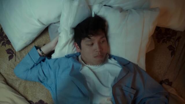 Clinton Kane - KEEP IT TO YOURSELF (Official Video)