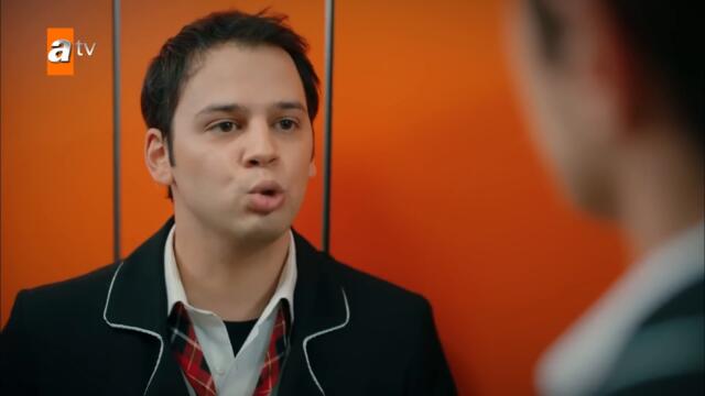 Doruk, Oğulcan'ı wc'de sıkıştırıyor! - Kardeşlerim Arşiv Sahneler🎬