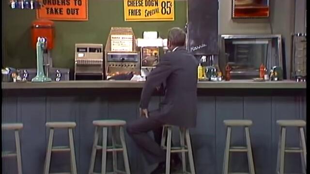 The Oldest Man: The Hot Dog Vendor from The Carol Burnett Show (full sketch)