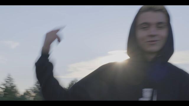 Aymi - Silent (Official Video)