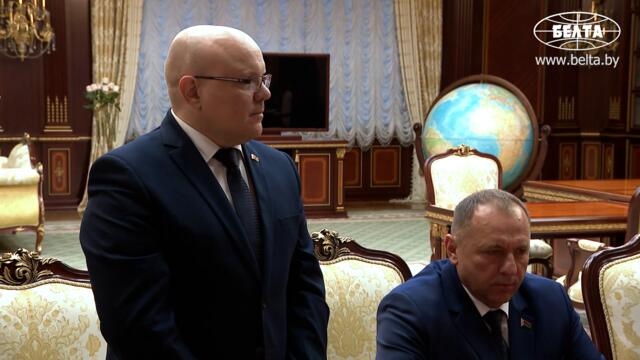 Лукашенко: Сам идёшь? Или прогнали? // Капитального прорыва ждёт Президент от "ИНТЕГРАЛА"