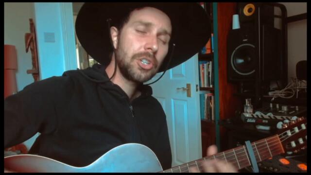 Luke De-Sciscio: To Love (a Love That Gets Away) Live