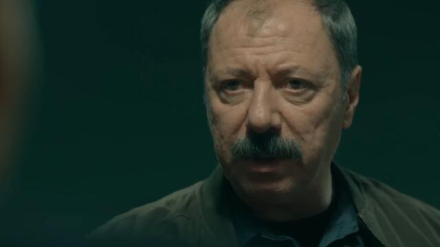 Çukur | Sena, Sultan'a Rest Çekiyor!
