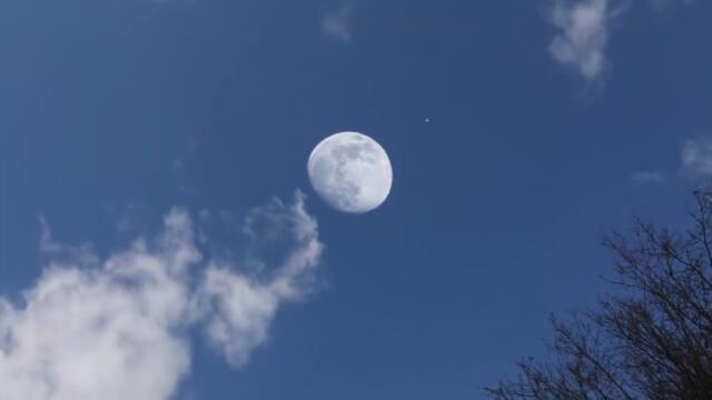 Лунен сблъсък с ракета 2022 Moon Crash - NASA’s Lunar Reconnaissance Orbiter on Feb. 28, 2022 and May 21, 2022