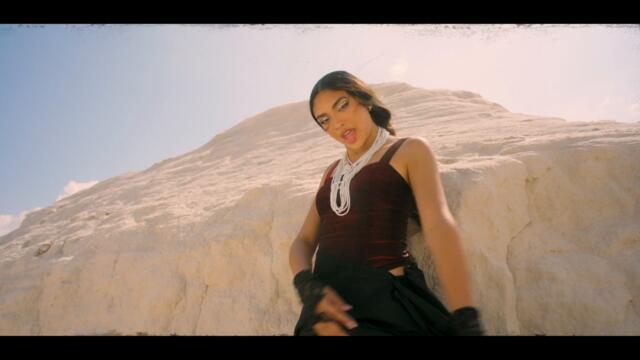 Mia Salinas - Recuerdo contigo (Video Oficial)