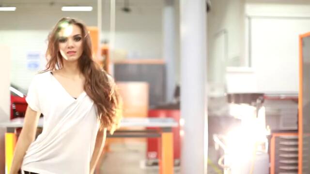 Kylie Minogue - Sexercize High Heels