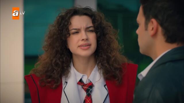 Yasmin,  Ömer'in konuşmasını dinliyor!  - Kardeşlerim Arşiv Sahneler🎬