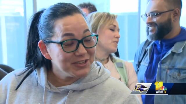 Southwest Airlines passengers surprised by visit from the Ravens