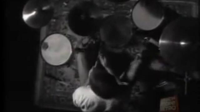 Skydiggers - "I Will Give You Everything" (official video)