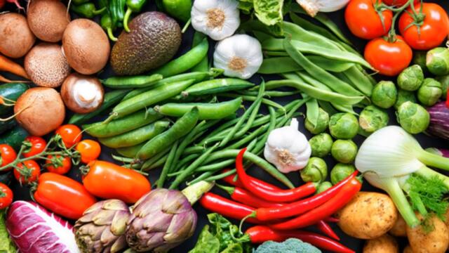 Детски Песнички - Зеленчуци който не яде той голям не ще да порасте