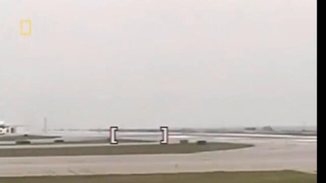 Cathay Pacific Flight 780 real landing footage