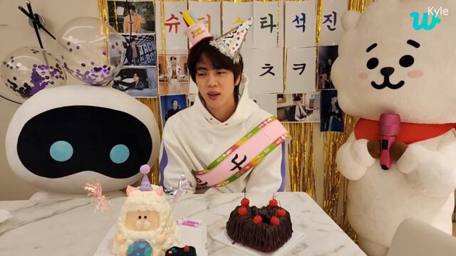 [Озвучка by Kyle] Live Джина "День Рождения" на Weverse 04.12.2022