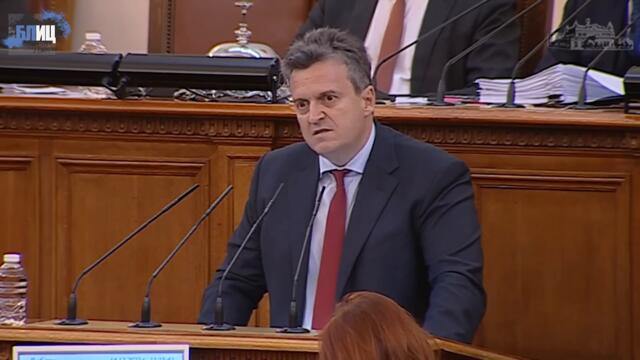 На КИРИЛ ПЕТКОВ не му се вярва - излезе схемата с посредниците на ГАЗ