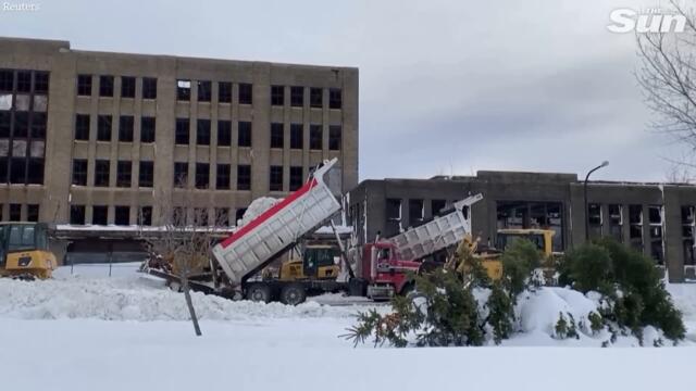 Storm Elliot blizzard batters Buffalo, New York as bulldozers battle snow
