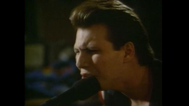 Pump Up The Volume - Roger Ebert movie review