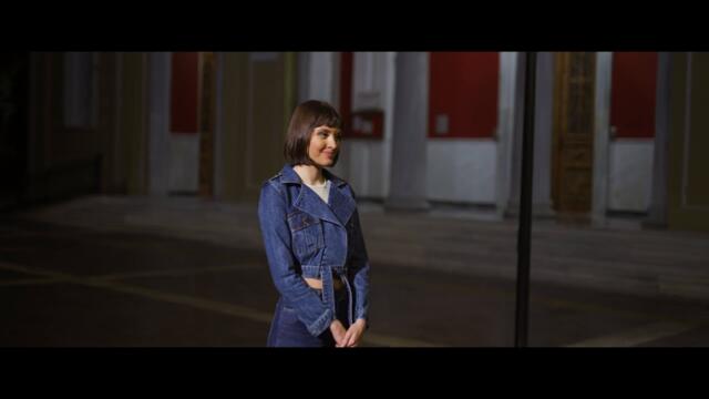 Τζένη Γεωργιάδη - Κράτησε Με  / Official Music Video