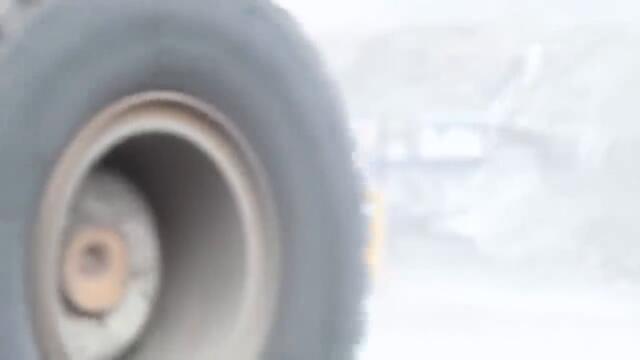 Самый большой самосвал в мире БЕЛАЗ 75710 В РАБОТЕ Подъем груза в 450 тонн