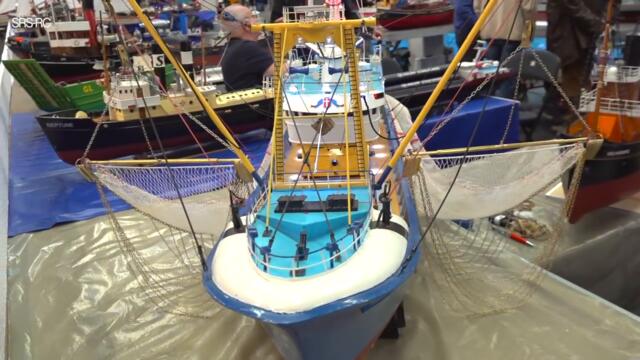 HUGE MONSTER RC SHIP - FULL DETAILED RC BOAT TITANIC l INTERMODELLBAU DORTMUND l MS TITANIC