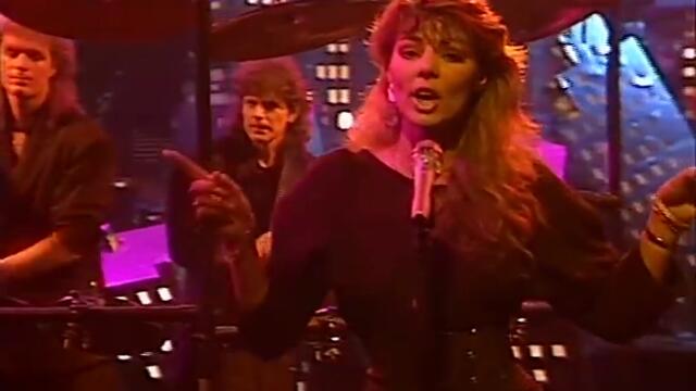 Sandra - Everlasting Love (Live version) • TopPop - 1987 - HQ
