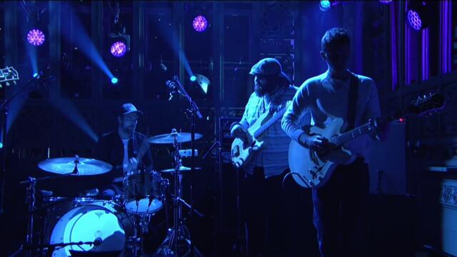 Alabama Shakes - Hold On (Live on SNL)