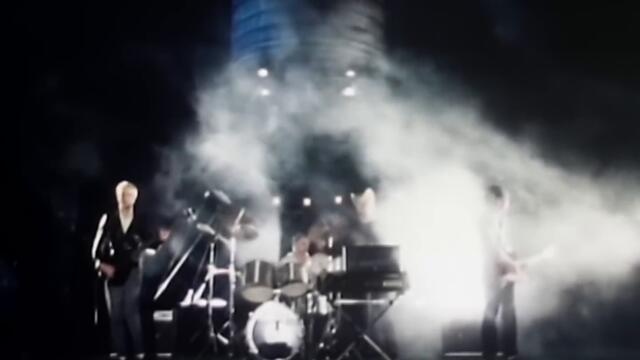 A Flock Of Seagulls - Space Age Love Song (Official HD Version)