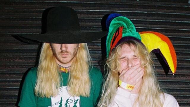 hand crushed by mallet (MAIKAMAN remix)