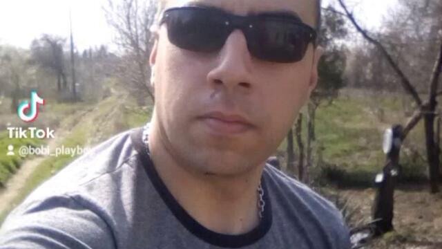 VID_69400806_161201_611