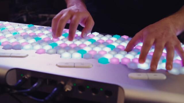 Mike Battaglia - "Wordless Prayer/Blues" (Full Performance, 24-Note Tuning, Lumatone Artist Series)