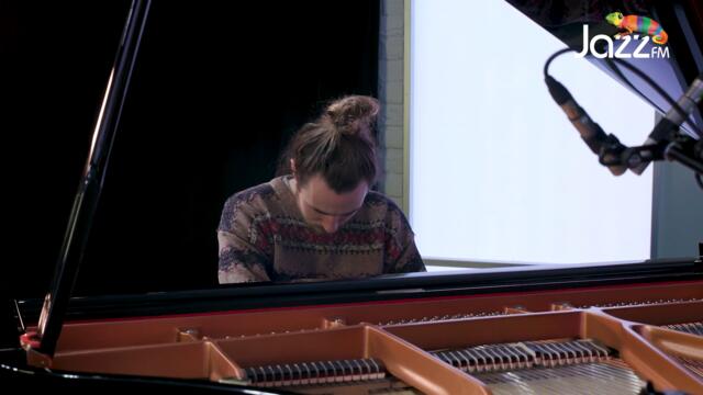 Fergus McCreadie - Across the Flatlands - Jazz FM Session 🎥