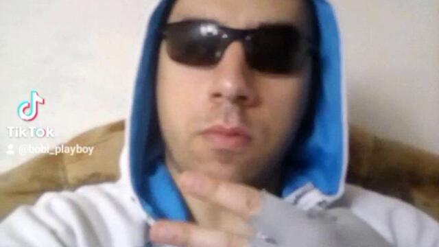 VID_82810129_023904_518