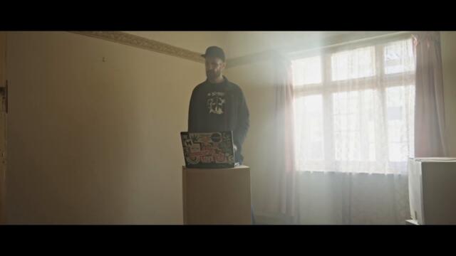 Sleaford Mods ft. Billy Nomates - Mork n Mindy (Official Video)
