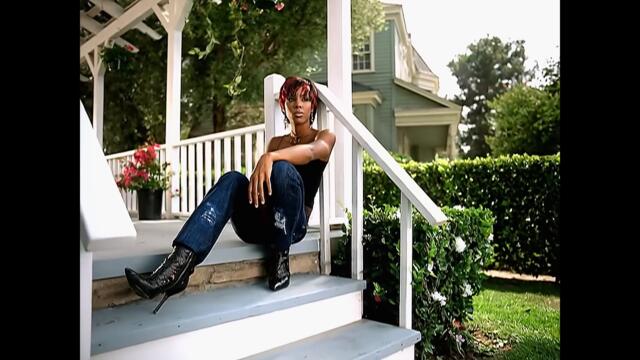 Nelly - Dilemma (Official Music Video) ft. Kelly Rowland