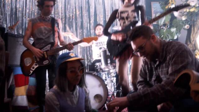 CIEL - Somebody [Official Video]