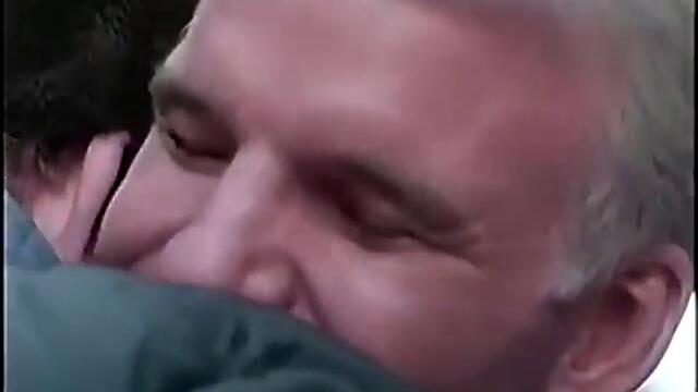 Planes, Trains and Synthwave (Shadow Voices - Sellorekt / LA Dreams) - John Candy VHS Tribute