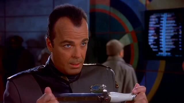 Babylon 5 - S01E05 - The parliament of dreams 1/2 - BG AUDIO