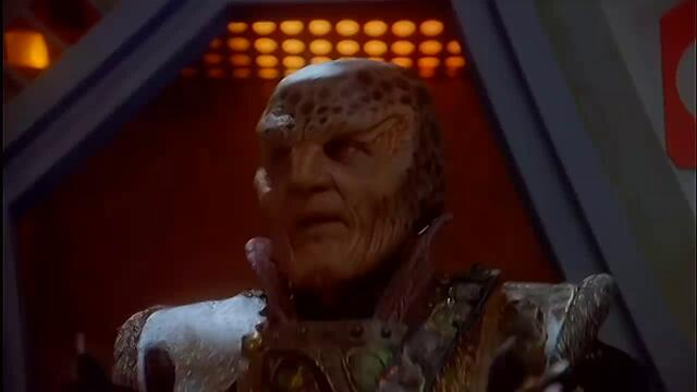 Babylon 5 - S02E21 - Comes The Inquisitor  1/2 - BG AUDIO